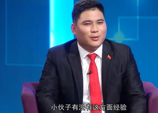 地鍋傳(chuan)奇董事長(zhang)對話(hua)央視主(zhu)持人(ren)陳志(zhì)峰